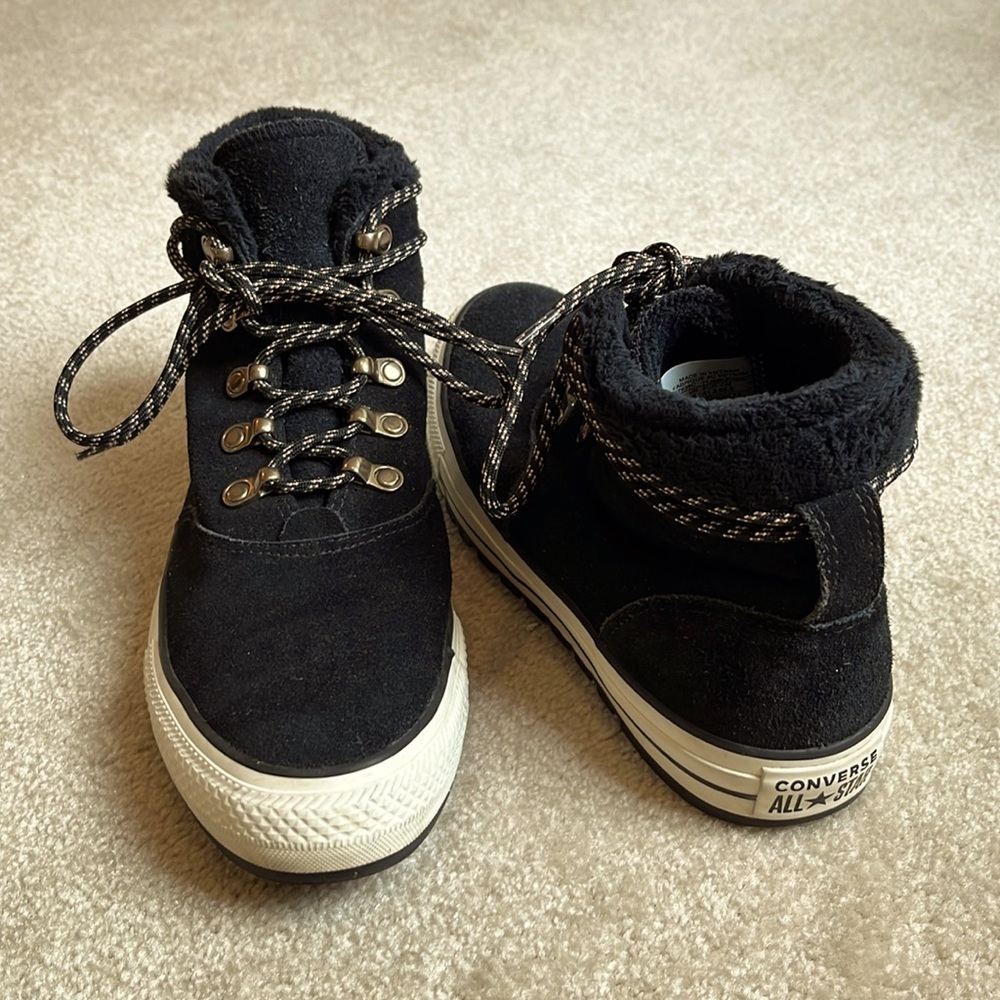 Converse US WOMENS 10 black suede hi-top sneaker - Picture 2 of 6